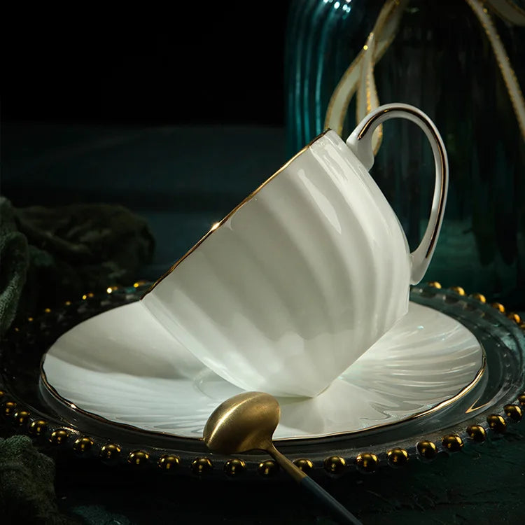 Hand-Drawn Gold Bone  Dinnerware Set