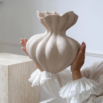 French Antique-Style White Ceramic Vase – Elegant Home Decor