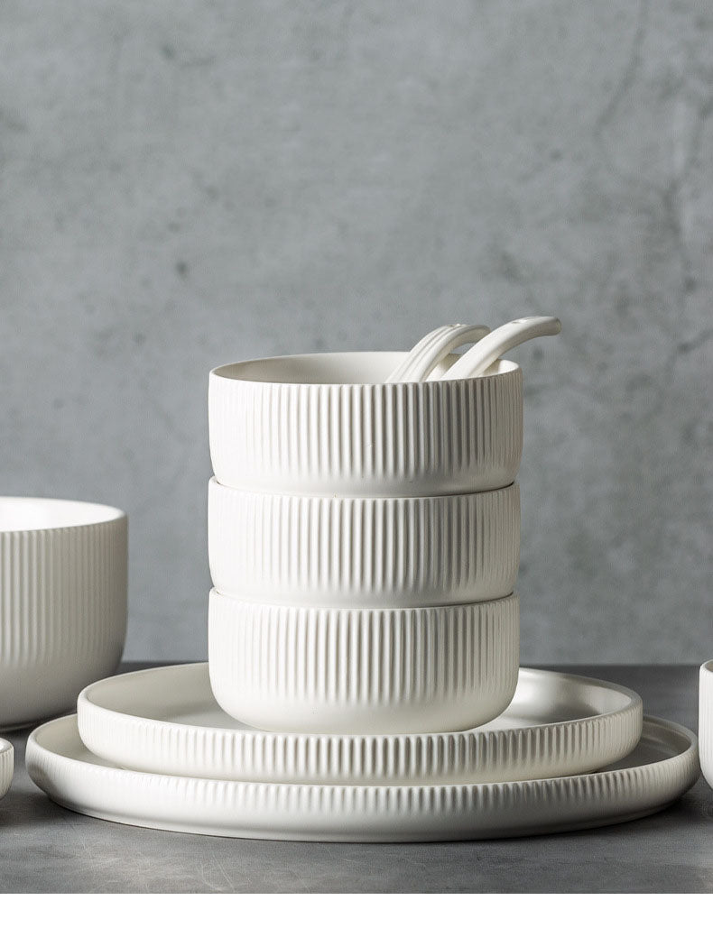 Nordic Matte Glazed Ceramic Dinnerware Set – Modern Elegance