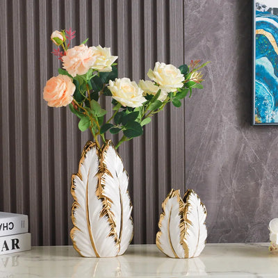 Gold-Painted Ceramic Vase – Nordic Minimalist Decor