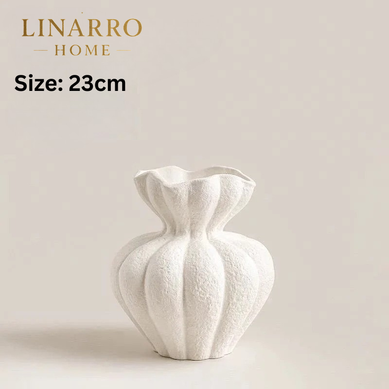 French Antique-Style White Ceramic Vase – Elegant Home Decor